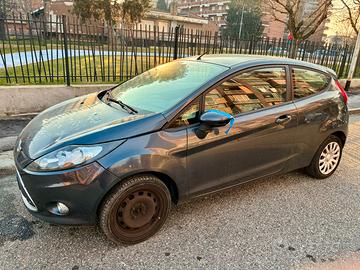 FORD FIESTA 1400 gpl