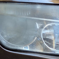 Sbiancamento fari auto