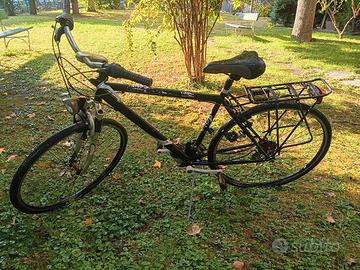 Bicicletta City bike trekking 28" pronta subito 