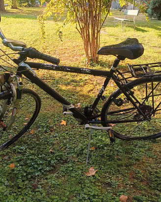 Bicicletta City bike trekking 28" pronta subito 