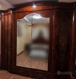 ARMADIO IN LEGNO MASSELLO 