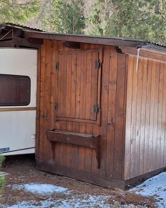 Roulotte Tabbert con pre-ingresso in legno di Pino