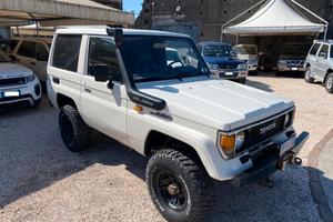 Toyota Land Cruiser II 2.4 turbodiesel LJ70 VX