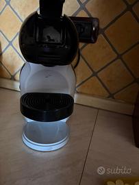 Macchinetta per caffè Nescafé dolcegusto