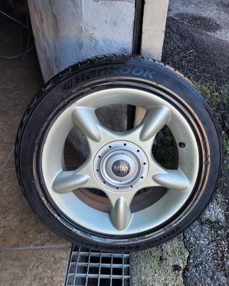 Cerchio in Lega con copertone Mini One