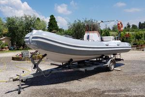 SACS 560 + EVINRUDE OCEAN PRO 90 CV + CARRELLO