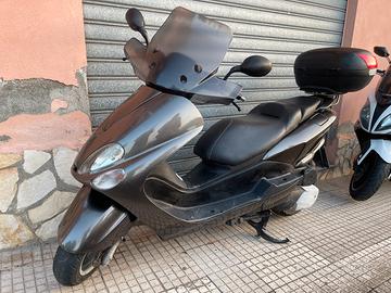 Yamaha Majesty 180