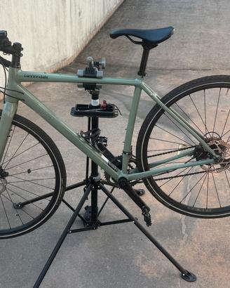 Gravel cannondale topstone M