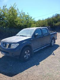 Nissan navara 