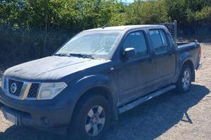 Nissan navara 
