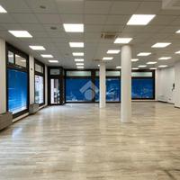 NEGOZIO A BUSSOLENGO