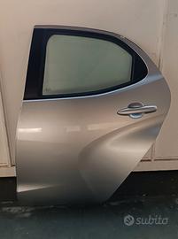 Porta posteriore sinistra Toyota Yaris