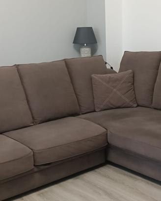 Divano  in perfette condizioni