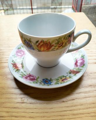 Antico servizio da caffè in porcellana