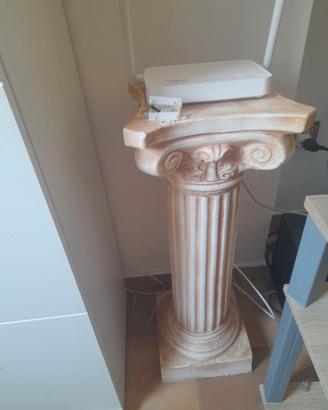 Diverse Statue