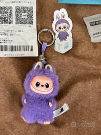 Labubu pin for love Lettera T