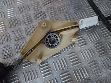 2013 Renault megane 3 cabrio alzacristallo