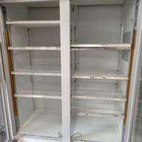 Attrezzatura di un bar e Dehor  esterno