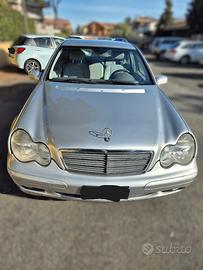 MERCEDES C200 CDI  UN. PROPR. €. 4500 TRATTABILI