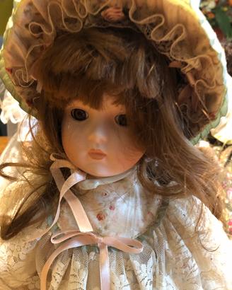 Bambola ceramica vintage Mundia 50 cm