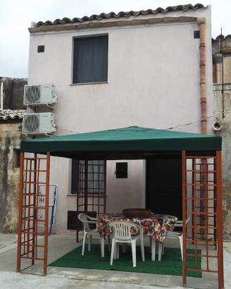 Casetta vicino al mare