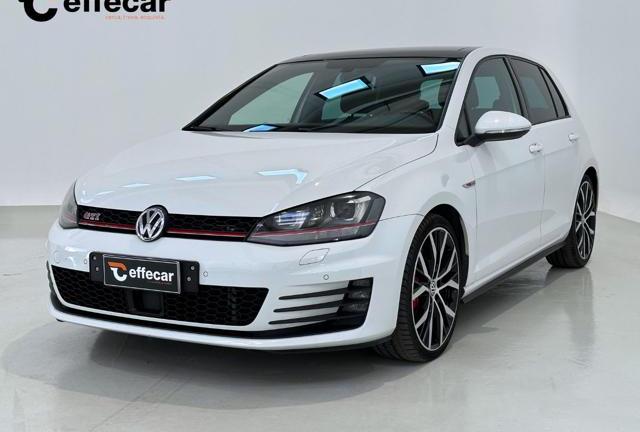 VOLKSWAGEN Golf GTI Performance 2.0 TSI DSG
