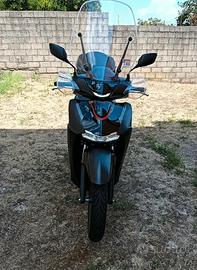 HONDA SH 150i Sport Base - Nuovo con meno di 600km