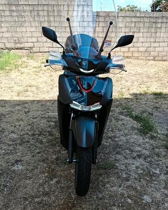 HONDA SH 150i Sport Base - Nuovo con meno di 600km