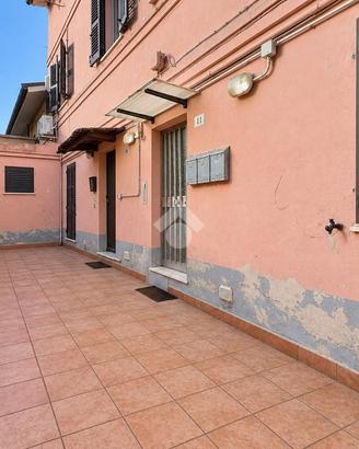 3 LOCALI A ANCONA