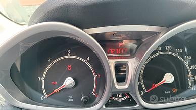 Ford Fiesta 1.4 diesel titanium