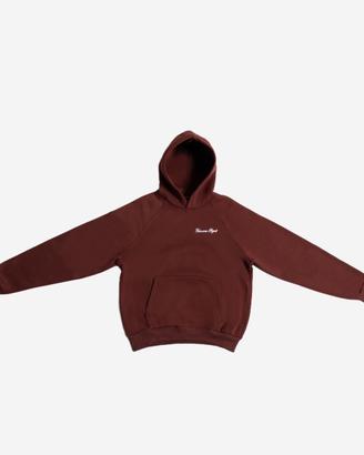 felpa e pantalone bordeaux del brand givovaproject