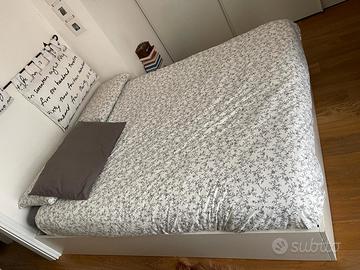letto matrimoniale ikea a cassettone con doghe  