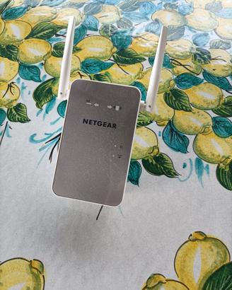 NETGEAR AC1200 EX6150V2 (mai usato)
