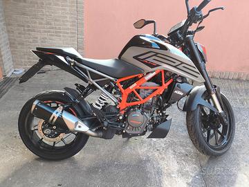 KMT Duke 125 - anno 2022