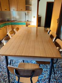Tavolo e sedie vintage anni'60in formica