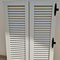 Persiana bianca in legno per finestra (90 x 150) p