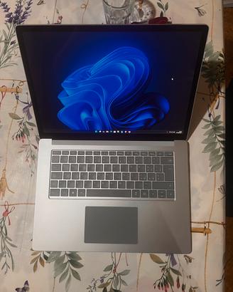 Surface laptop 4 15" i7 16gb ram 256gb ssd