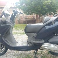 Kymco Grand Dink 250