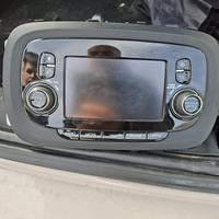 Stereo di serie 500x