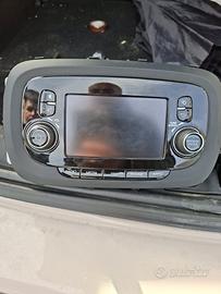 Stereo di serie 500x