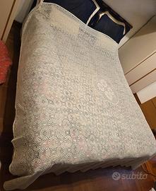 Coperta bianca in cotone