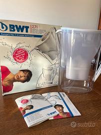 Caraffa per depurare acqua