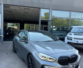 BMW M135 i xDrive M Sport - Carbon Look