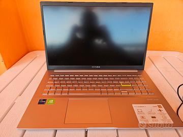 ASUS VivoBook i7 – 8GB RAM – SSD 512GB