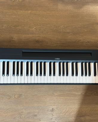 Yamaha P-145 Pianoforte Digitale - Pari al Nuovo