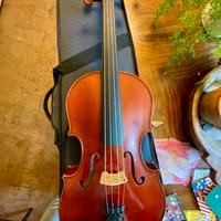 Yamaha VA5S Viola , 15.5"