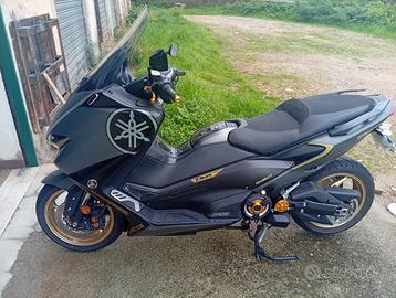 Splendido Yamaha  T Max 560 Tech max