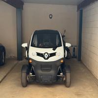 RENAULT TWIZY 80 seminuova