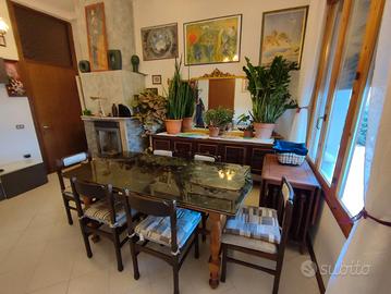 Soggiorno anni settanta