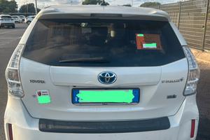 toyota prius plus